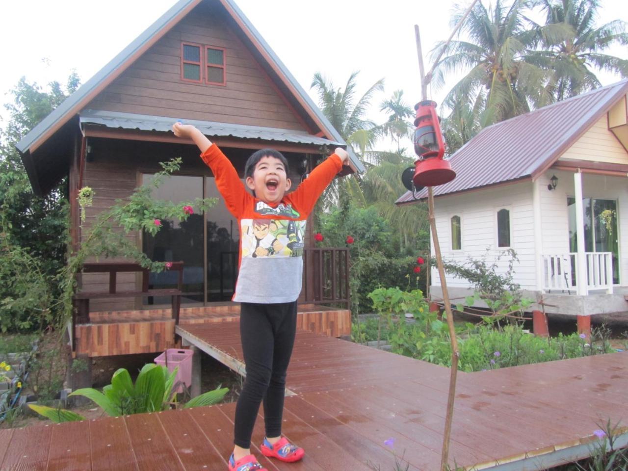 Baan Thung Home Stay Prasat Exterior foto